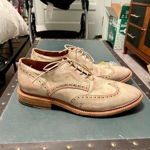 Frye Mens Paul Wingtip Derby Dress Shoes